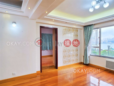 Elegant 3 bedroom in Quarry Bay | For Sale | Lai King Mansion 麗景閣 _0