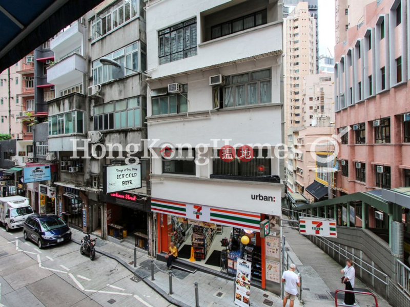 Property Search Hong Kong | OneDay | Residential | Rental Listings | 4 Bedroom Luxury Unit for Rent at 49-49C Elgin Street