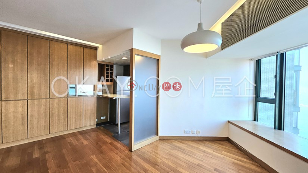 HK$ 40,000/ month, Manhattan Heights | Western District, Lovely 2 bedroom on high floor with sea views | Rental