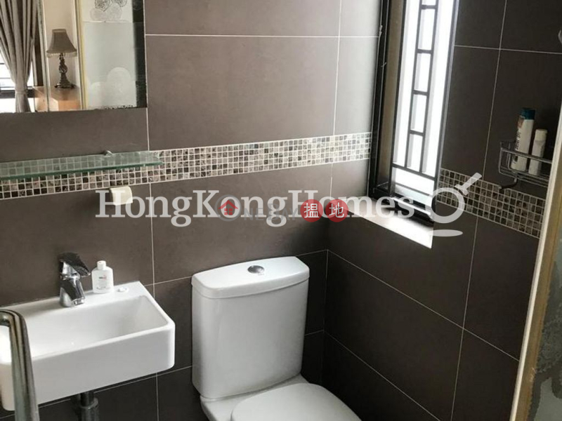 3 Bedroom Family Unit for Rent at Pokfulam Gardens, 180 Pok Fu Lam Road | Western District | Hong Kong, Rental | HK$ 35,000/ month