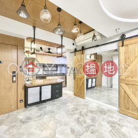 Stylish 3 bedroom with balcony | For Sale | Great George Building 華登大廈 _0