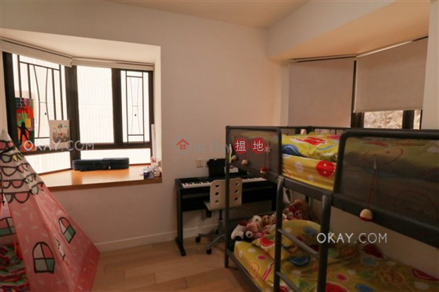 Charming 2 bedroom with balcony & parking | For Sale 33 South Bay Close | Southern District | Hong Kong Sales HK$ 20M