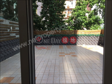 Nice Apartment with Spacious Terrace for Sale with Lease | New Spring Garden Mansion 新春園大廈 _0