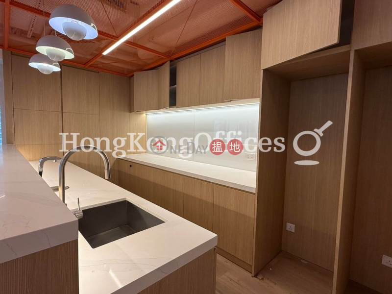 Office Unit for Rent at Lippo Leighton Tower | Lippo Leighton Tower 力寶禮頓大廈 Rental Listings
