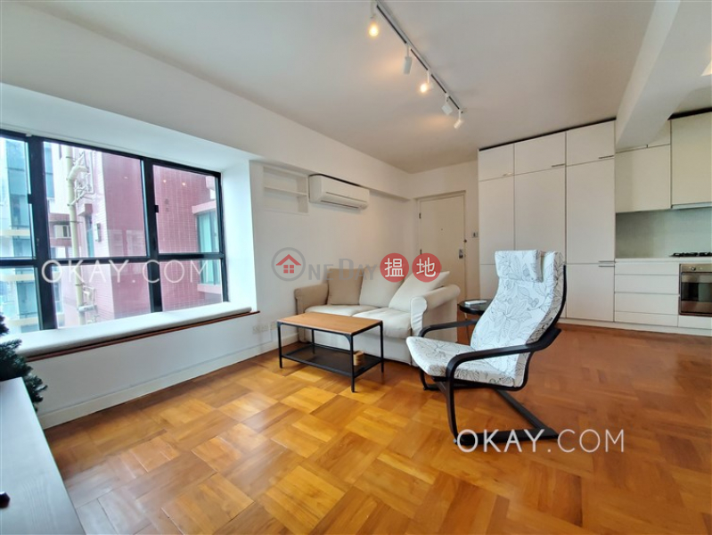 Property Search Hong Kong | OneDay | Residential | Rental Listings | Unique 2 bedroom on high floor with sea views | Rental