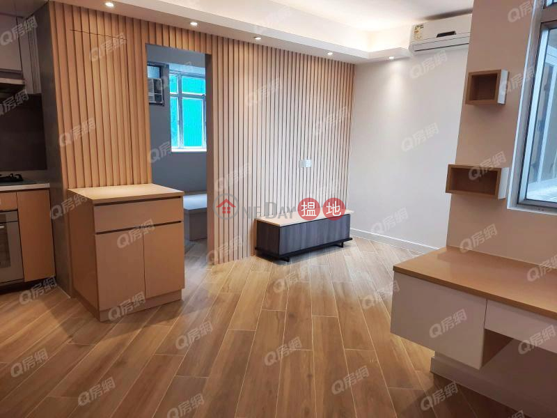 Property Search Hong Kong | OneDay | Residential | Sales Listings, Jadestone Court | 1 bedroom High Floor Flat for Sale