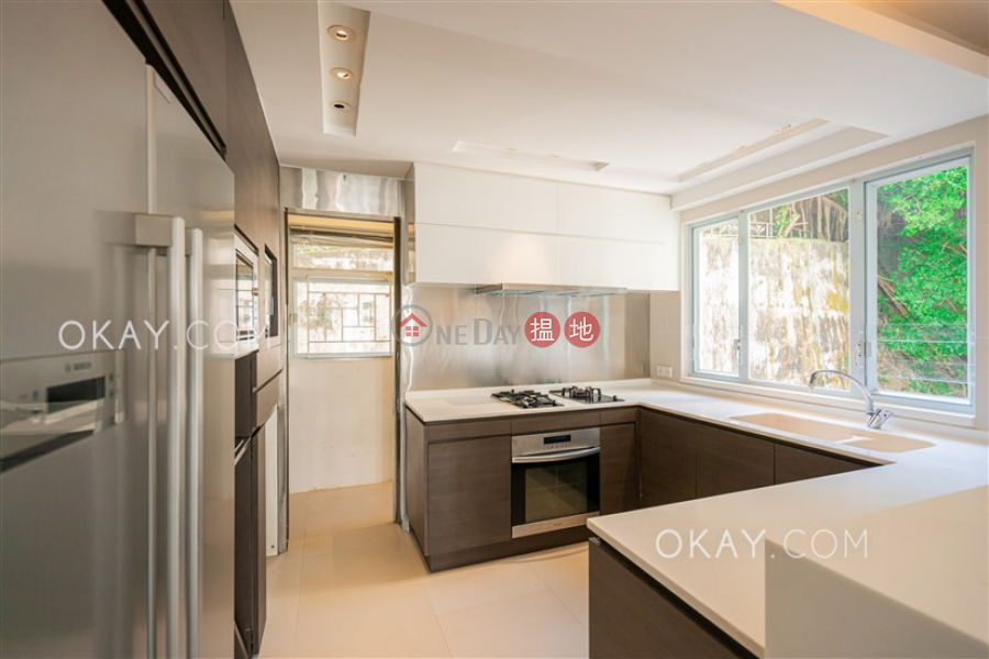 HK$ 68,000/ month | Bellevue Heights | Wan Chai District Exquisite 3 bedroom with balcony & parking | Rental