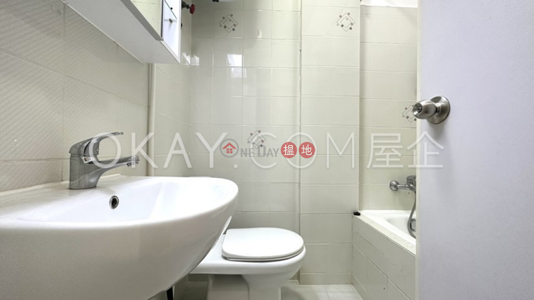 Popular 2 bedroom with balcony | Rental, South Mansions 南賓大廈 Rental Listings | Central District (OKAY-R32196)