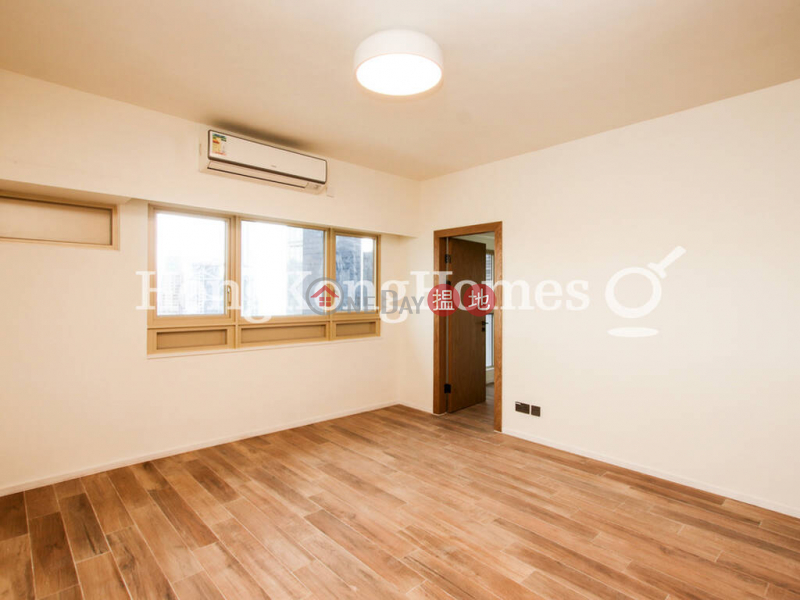 HK$ 98,000/ month, St. Joan Court, Central District 3 Bedroom Family Unit for Rent at St. Joan Court