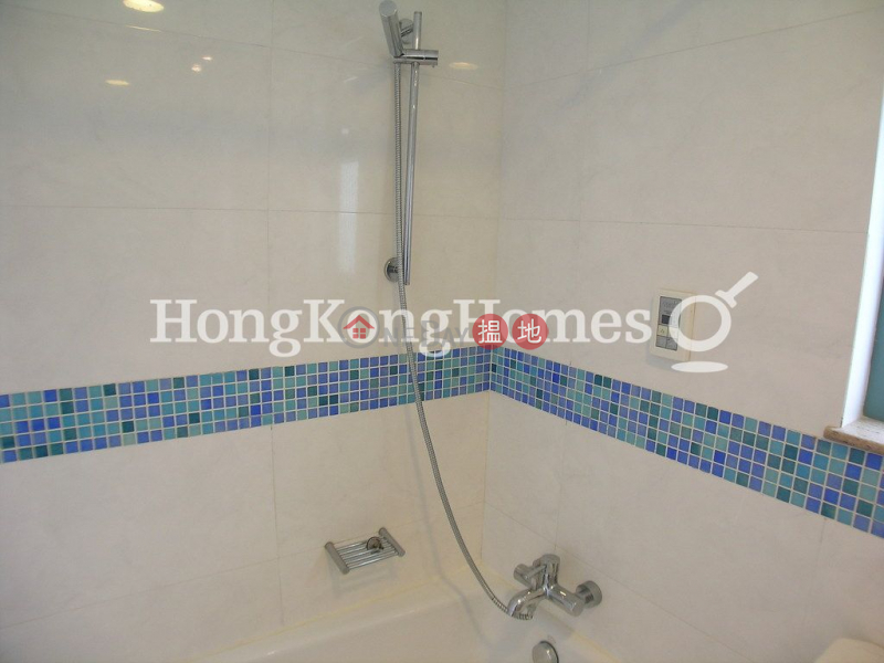 3 Bedroom Family Unit for Rent at POKFULAM TERRACE, 8 Wah Fu Road | Western District Hong Kong | Rental HK$ 25,000/ month