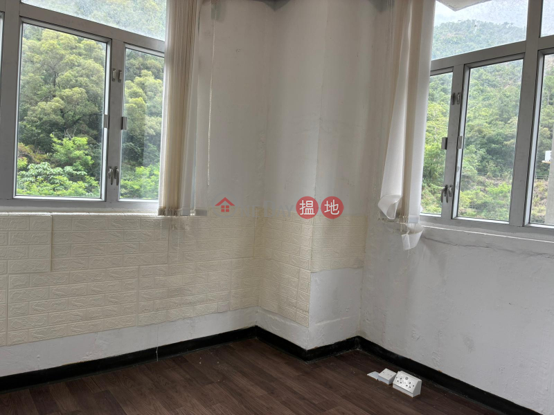 Newly renovated office interior, southeast-facing unit with ample natural light, Suitable for various business operations - Fo Tan 10-14 Kwei Tei Street | Sha Tin, Hong Kong, Rental HK$ 27,808/ month