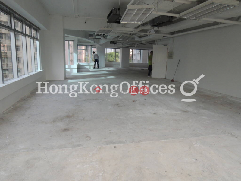 HK$ 116,358/ month Universal Trade Centre Central District, Office Unit for Rent at Universal Trade Centre