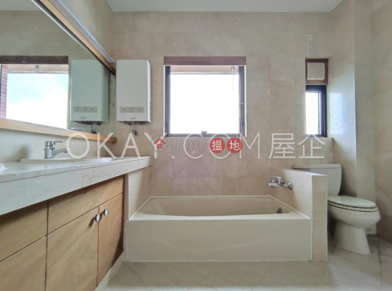 HK$ 130,000/ month 19-25 Horizon Drive, Southern District Beautiful 4 bedroom with terrace & parking | Rental