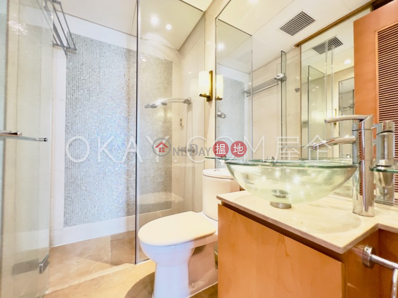 HK$ 17M | Phase 4 Bel-Air On The Peak Residence Bel-Air Southern District | Lovely 2 bedroom on high floor with sea views & balcony | For Sale