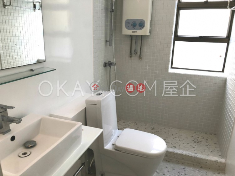 HK$ 42,000/ month, Armagna Court | Kowloon Tong Stylish 3 bedroom with balcony & parking | Rental
