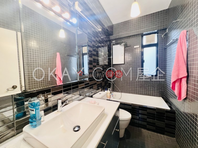 Luxurious 2 bedroom on high floor with rooftop | Rental | 89 Wong Nai Chung Road 黃泥涌道89號 Rental Listings