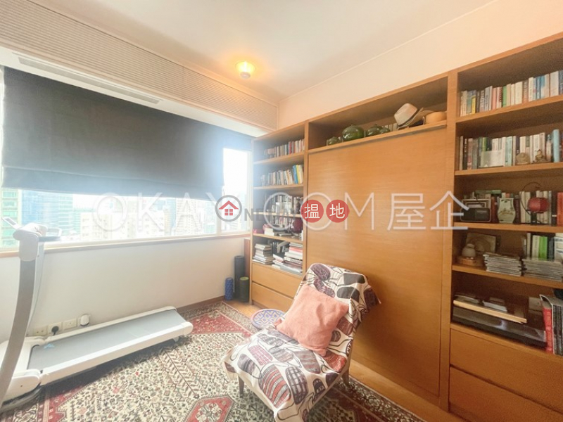 Property Search Hong Kong | OneDay | Residential | Sales Listings Efficient 3 bed on high floor with balcony & parking | For Sale