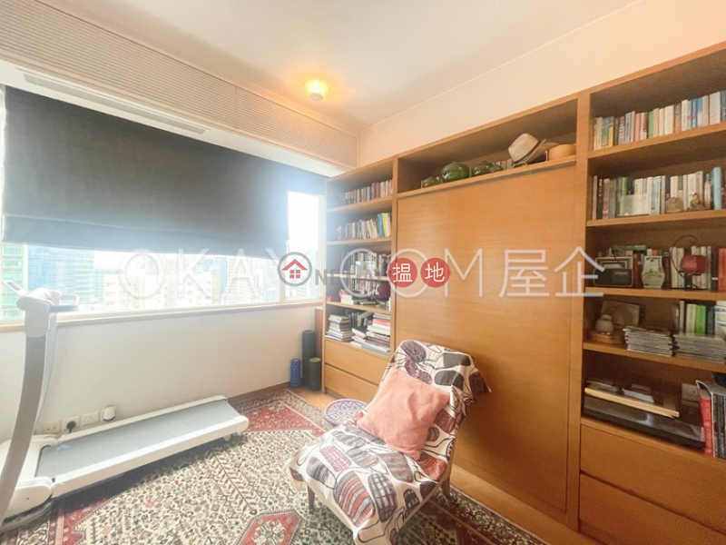 Property Search Hong Kong | OneDay | Residential | Sales Listings | Efficient 3 bed on high floor with balcony & parking | For Sale