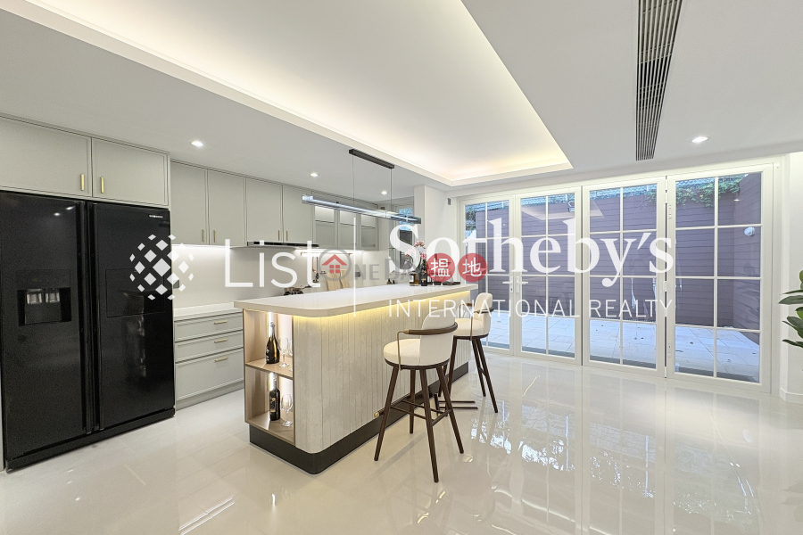 Property for Rent at Las Pinadas with 3 Bedrooms | Las Pinadas 松濤苑 Rental Listings