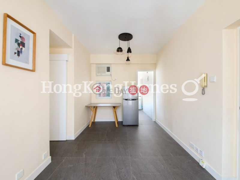 3 Bedroom Family Unit for Rent at Lai Sing Building | 13-19 Sing Woo Road | Wan Chai District | Hong Kong, Rental | HK$ 22,000/ month