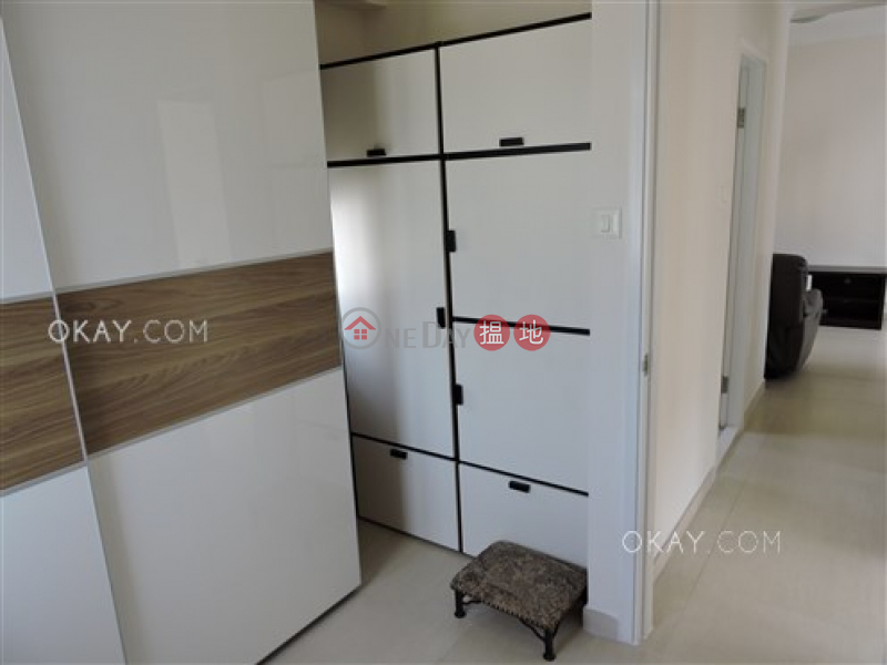 HK$ 9.8M | Lai Sing Building | Wan Chai District, Nicely kept 3 bedroom on high floor | For Sale