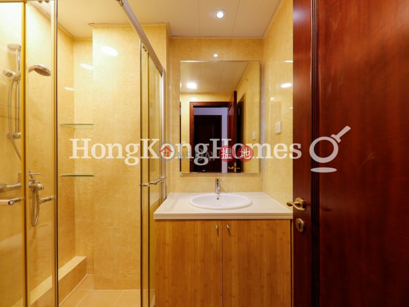 3 Bedroom Family Unit for Rent at Silver Fair Mansion | Silver Fair Mansion 銀輝大廈 Rental Listings