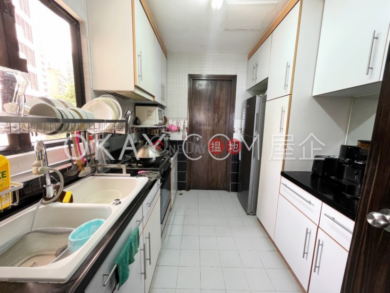 Lovely 3 bedroom with harbour views, balcony | For Sale | Bowen Place 寶雲閣 Sales Listings