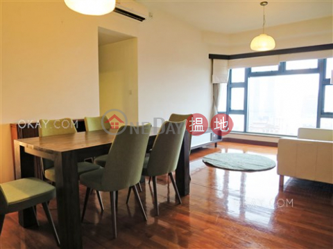 Gorgeous 3 bedroom in Mid-levels West | Rental | Palatial Crest 輝煌豪園 _0