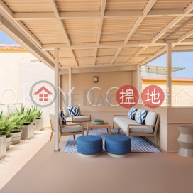 Beautiful house with rooftop & balcony | For Sale | Shek O Village 石澳村 _0