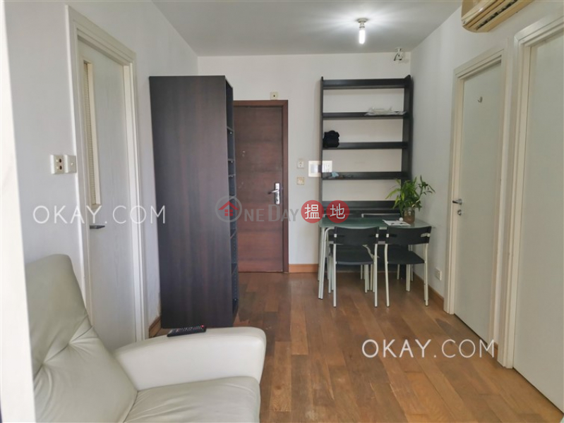 Cozy 2 bedroom on high floor with balcony | Rental | 108 Hollywood Road | Central District | Hong Kong, Rental | HK$ 25,000/ month