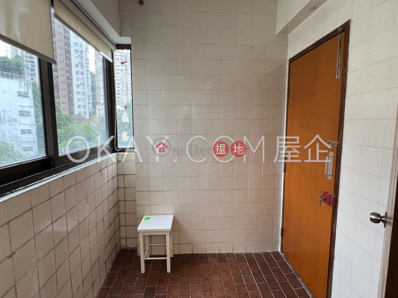 HK$ 47,500/ month, Yukon Heights | Wan Chai District Lovely 3 bedroom with balcony & parking | Rental