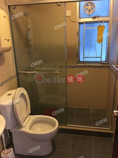 Property Search Hong Kong | OneDay | Residential | Rental Listings, City Garden Block 13 (Phase 2) | 3 bedroom High Floor Flat for Rent