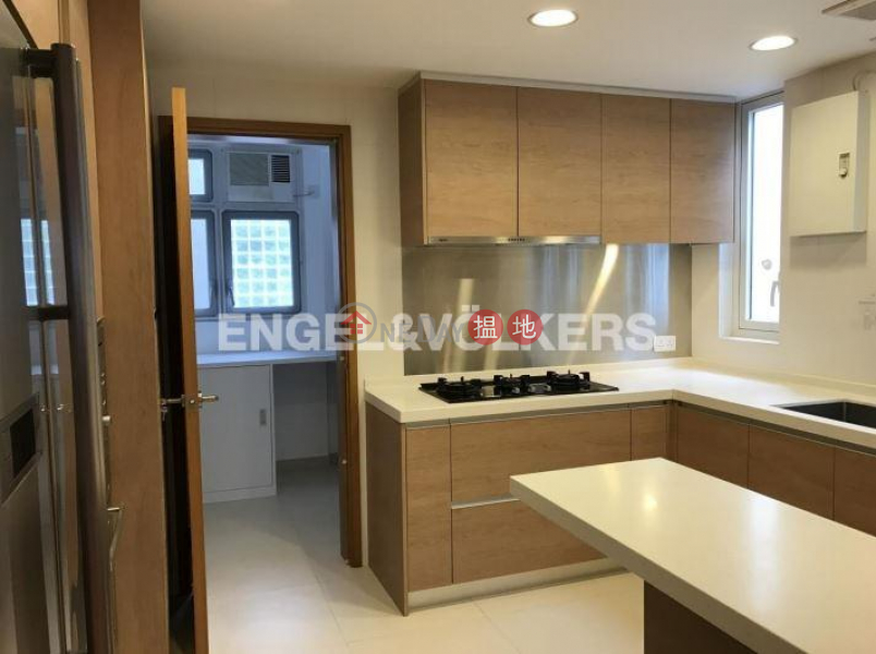 4 Bedroom Luxury Flat for Sale in Mid Levels West | Mirror Marina 鑑波樓 Sales Listings