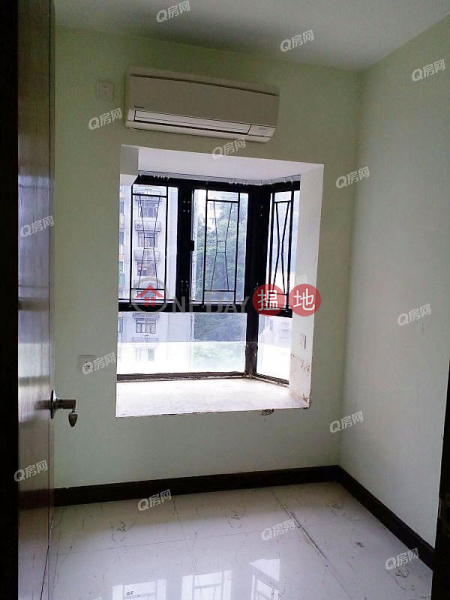 HK$ 16M | Royal Court, Wan Chai District Royal Court | 3 bedroom Mid Floor Flat for Sale