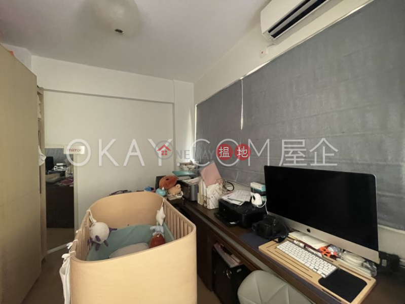 Tasteful 3 bedroom with terrace | Rental, Po Tak Mansion 寶德大廈 Rental Listings | Wan Chai District (OKAY-R120408)