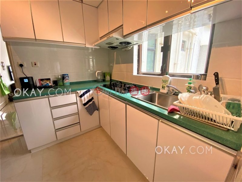 HK$ 48,000/ month, Lyttelton Garden, Western District, Luxurious 3 bedroom with sea views & parking | Rental