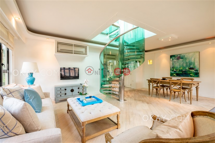Charming penthouse with rooftop & parking | For Sale | Regent Palisades 帝柏園 Sales Listings