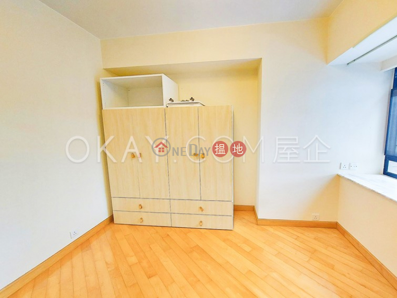 Unique 3 bedroom with balcony & parking | Rental | Cavendish Heights Block 8 嘉雲臺 8座 Rental Listings