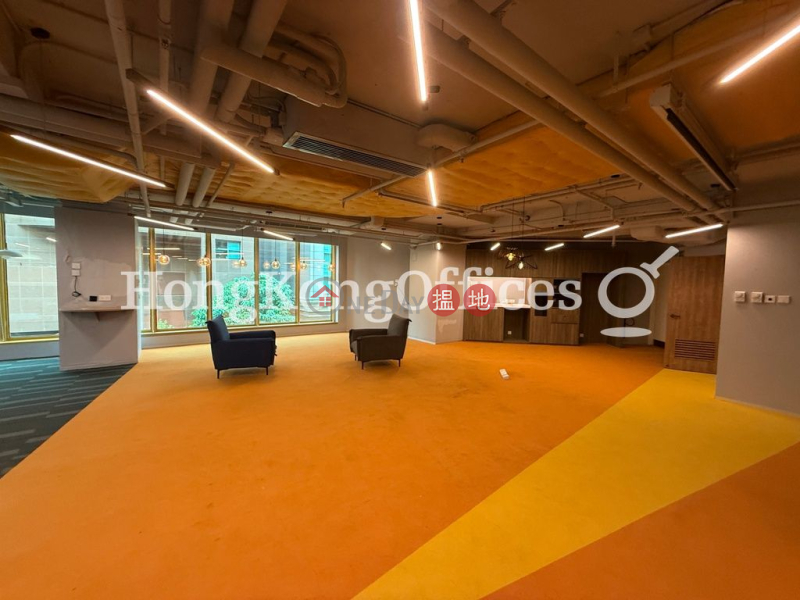 HK$ 104,706/ month Chinachem Golden Plaza Yau Tsim Mong, Office Unit for Rent at Chinachem Golden Plaza