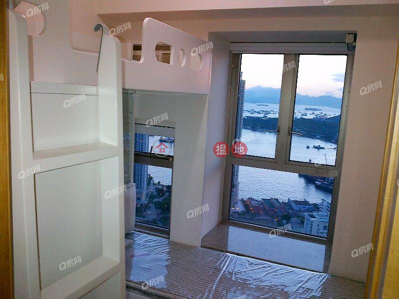 Tower 6 Harbour Green | 3 bedroom High Floor Flat for Sale 8 Hoi Fai Road | Yau Tsim Mong | Hong Kong, Sales, HK$ 13.6M