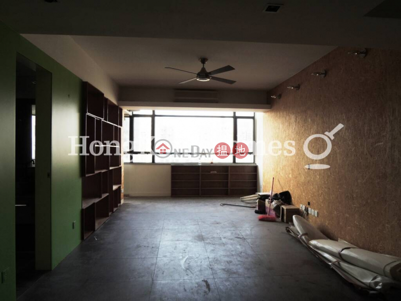 第一大廈兩房一廳單位出售-102-108羅便臣道 | 西區|香港|出售|HK$ 2,300萬