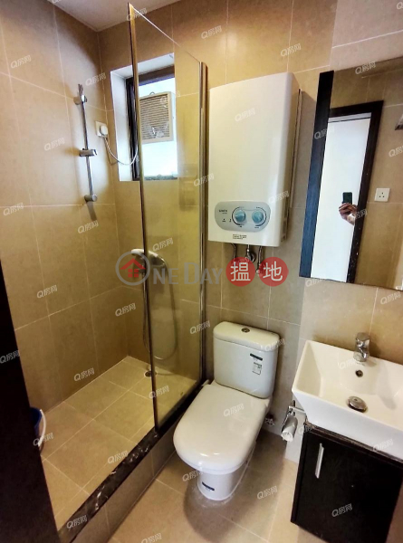 Smiling Court | 2 bedroom Mid Floor Flat for Sale | 65 Bonham Road | Western District | Hong Kong | Sales, HK$ 8.55M