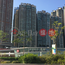 Tasteful 2 bedroom in Kowloon Station | Rental|The Waterfront Phase 1 Tower 1(The Waterfront Phase 1 Tower 1)Rental Listings (OKAY-R65838)_0