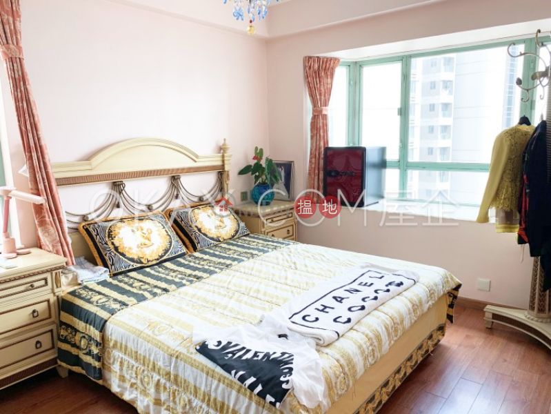 Luxurious 2 bedroom on high floor with parking | Rental | Goldwin Heights 高雲臺 Rental Listings