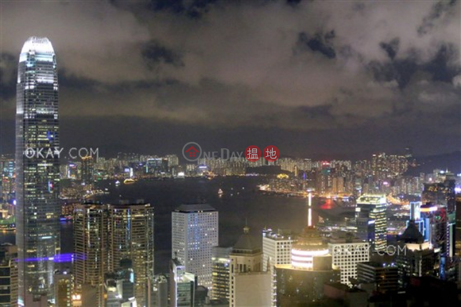 HK$ 18.8M | Vantage Park Western District | Popular 2 bedroom on high floor with rooftop | For Sale