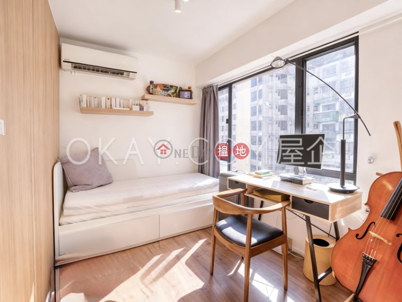 HK$ 22.8M, Kam Ning Mansion, Western District Exquisite 3 bedroom on high floor with rooftop | For Sale