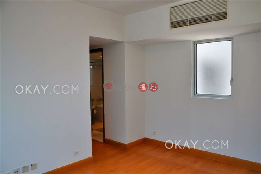 HK$ 55,000/ month, The Harbourside Tower 3 | Yau Tsim Mong, Nicely kept 3 bedroom with balcony | Rental