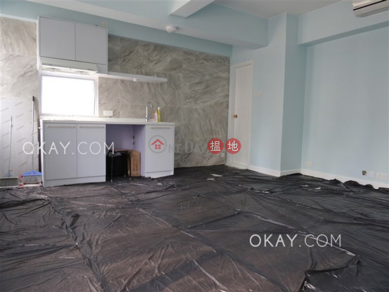 Cozy high floor in Central | Rental, Hung Kei Mansion 鴻基大廈 Rental Listings | Central District (OKAY-R383462)