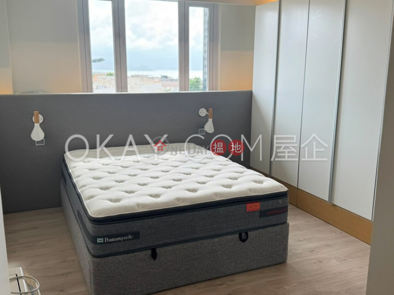 HK$ 50,000/ month | Sunlight Court, Western District, Elegant penthouse with rooftop & parking | Rental