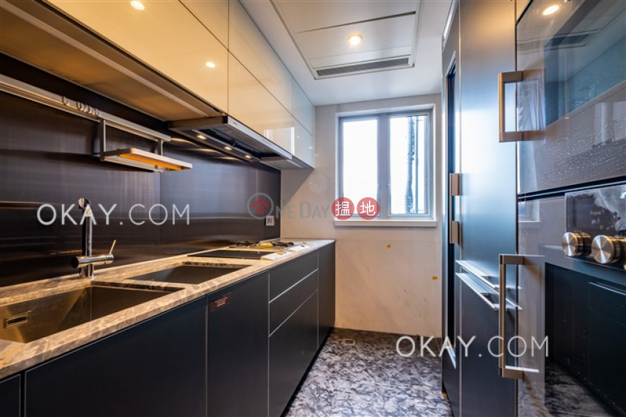 Lovely 3 bedroom on high floor with rooftop & balcony | Rental | 23 Graham Street | Central District | Hong Kong | Rental | HK$ 68,000/ month
